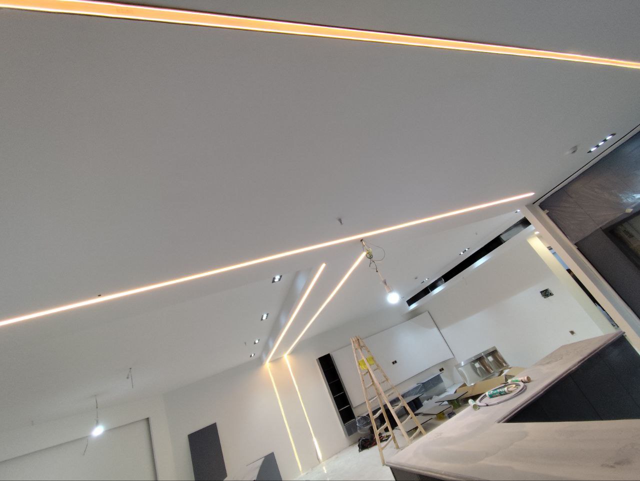 سقف کاذب و کناف